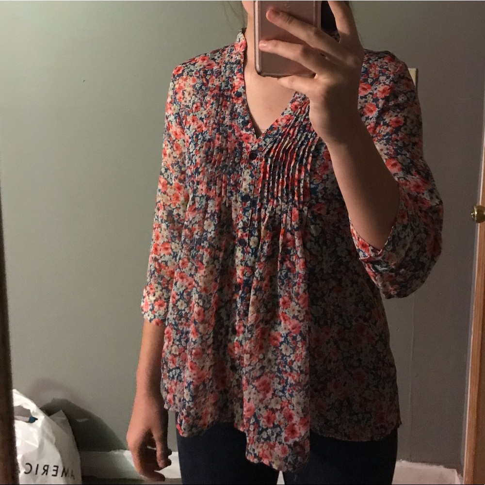 floral blouse